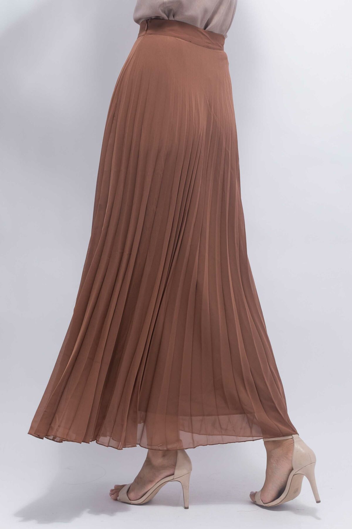 Brown maxi pleated skirt - BOUTIQNA